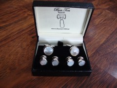 gemelli studs madreperla